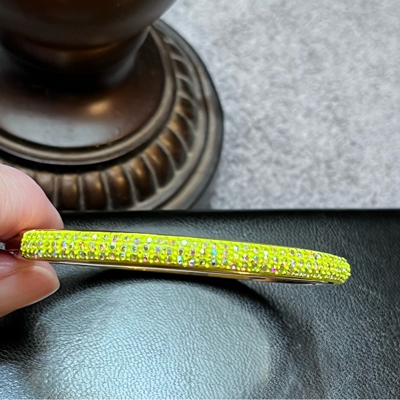 J Crew Sparkly rhinestone hinged oval Bracelet - Picture 1 of 7